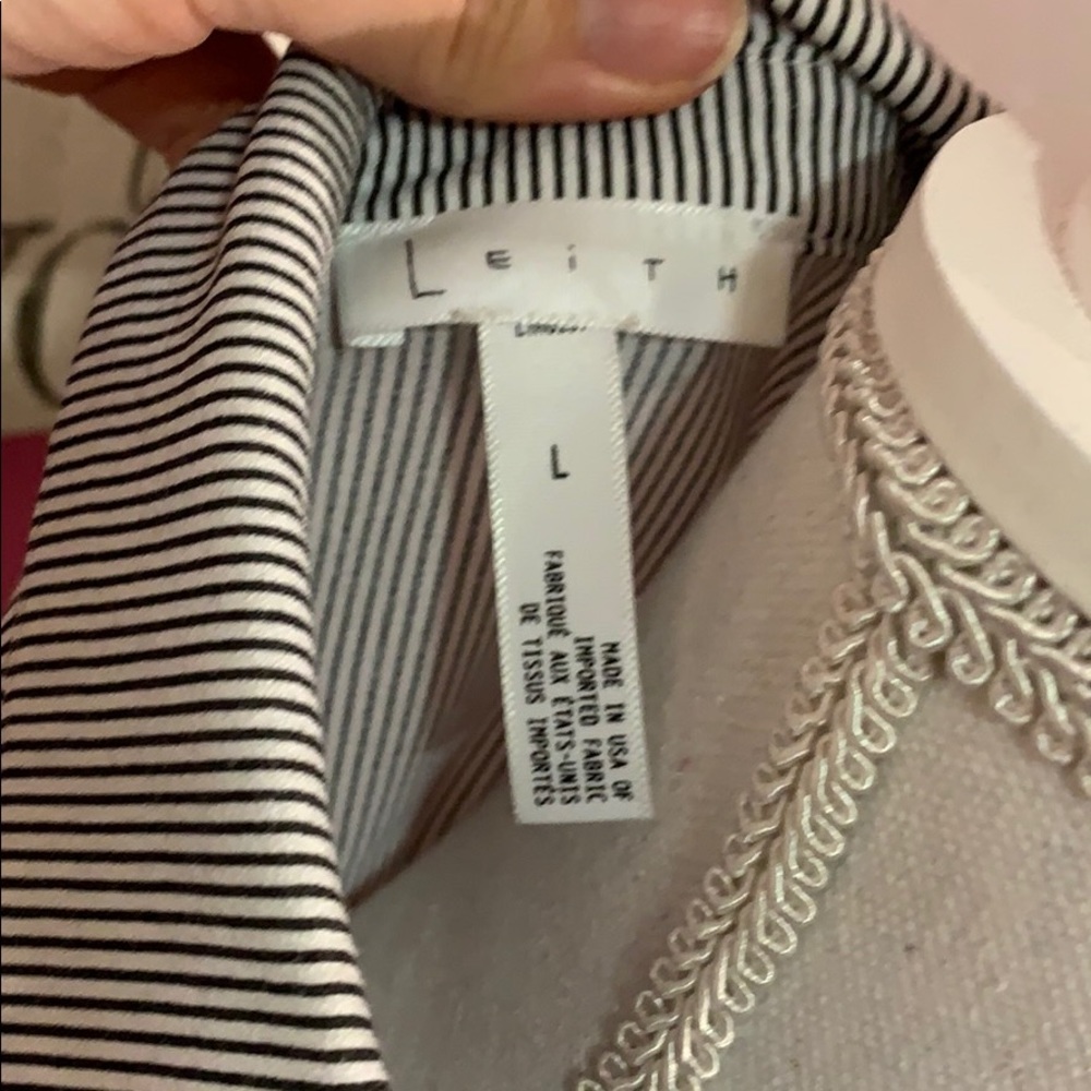 Leith Button Down Top - Picture 5 of 6